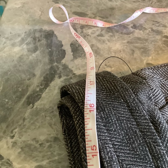 APT.9 dress pant just below the waist size 12 Short. Color brown cream. - Picture 8 of 13